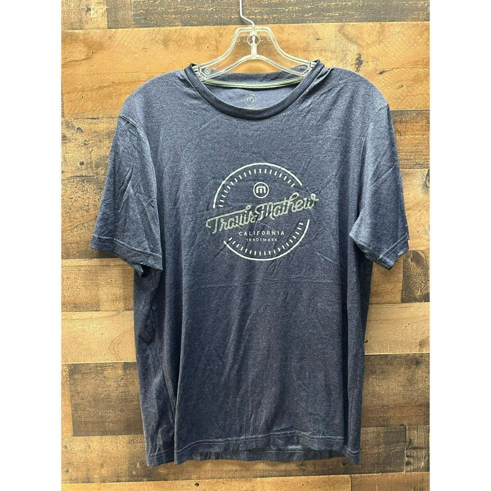Travis Mathew Men's T-Shirt Size Medium‎